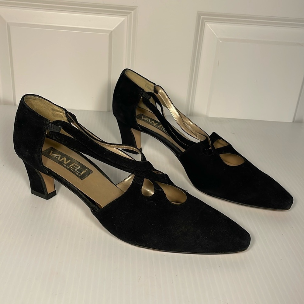 Vaneli Black Heels Size 9.5 Suede Leather Crisscross Straps Point Toe Italy
